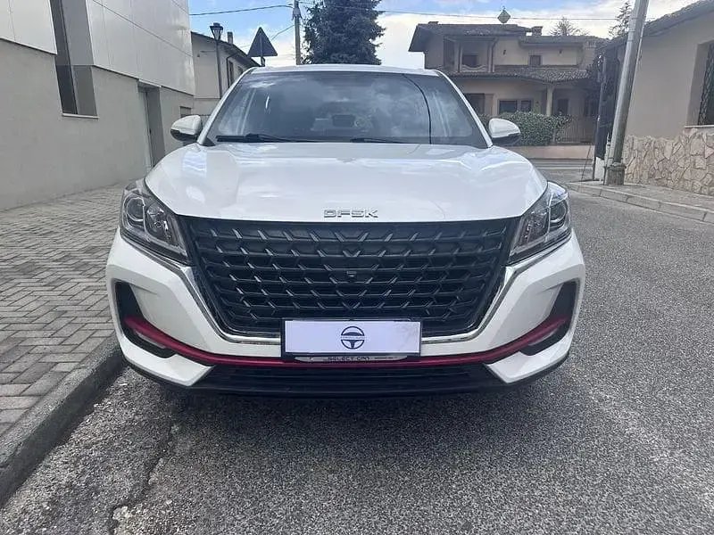 Usata DFSK Glory 500 106 CV (77 kW) 2025 Bianco SUV