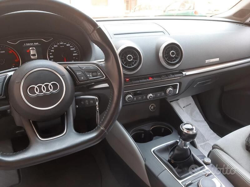Usata Audi A3 Ambiente 150 CV (110 kW) 2017 Blu Berlina