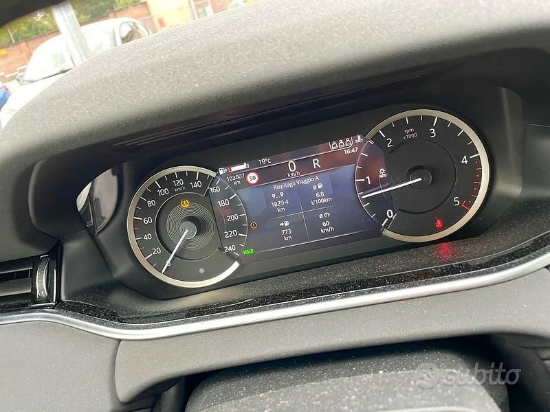 Usata Land Rover Range Rover evoque SE 160 CV (117 kW) 2022 Grigio SUV