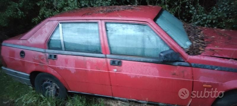 Usata Alfa Romeo 75 1991 Rosso Berlina