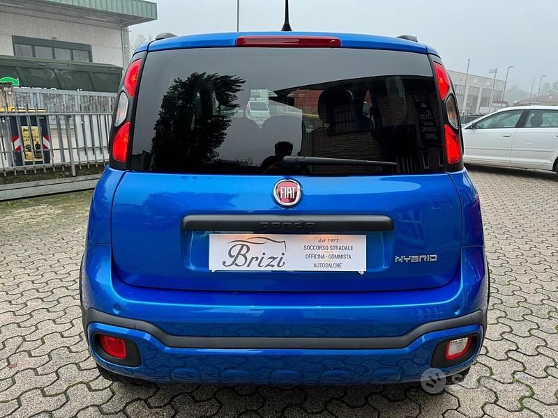 Usata Fiat Panda Cross Cross 71 CV (52 kW) 2024 Blu Utilitaria