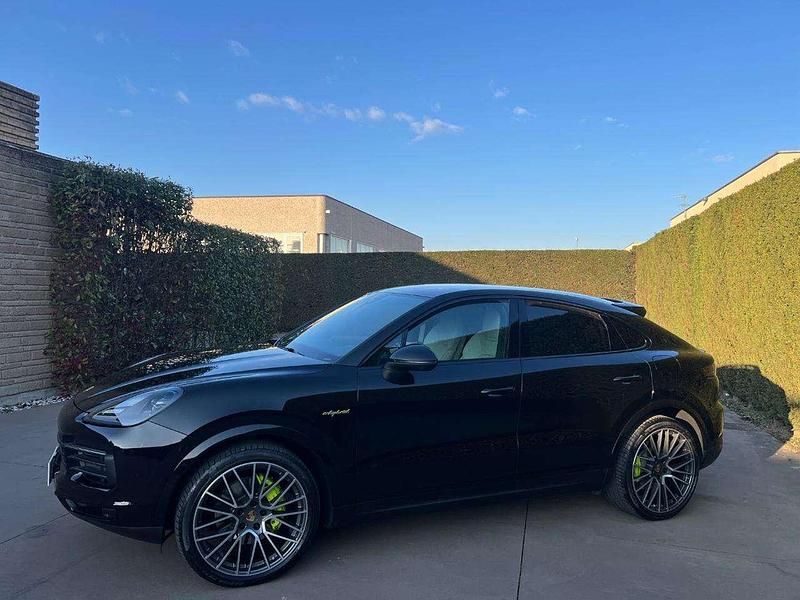 Usata Porsche Cayenne Platinum Edition 340 CV (250 kW) 2022 Nero SUV