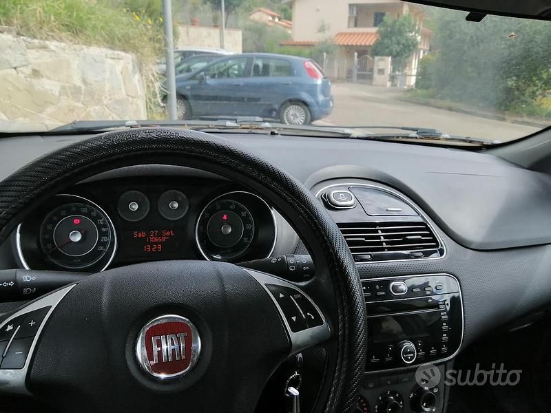 Usata Fiat Punto Evo 65 CV (47 kW) 2011 Utilitaria