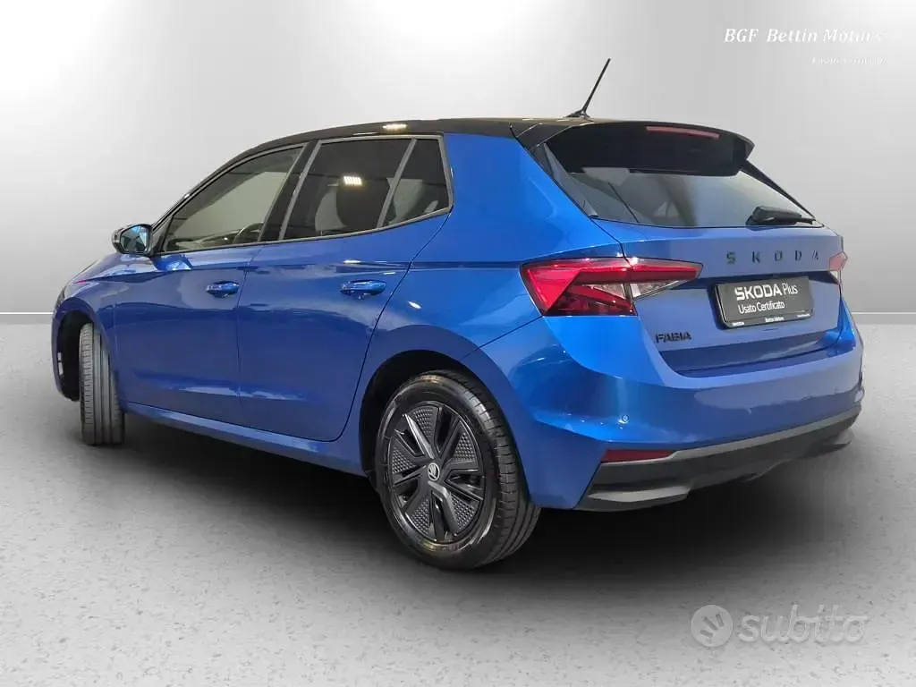 Usata Skoda Fabia 95 CV (69 kW) 2025 Blu Utilitaria