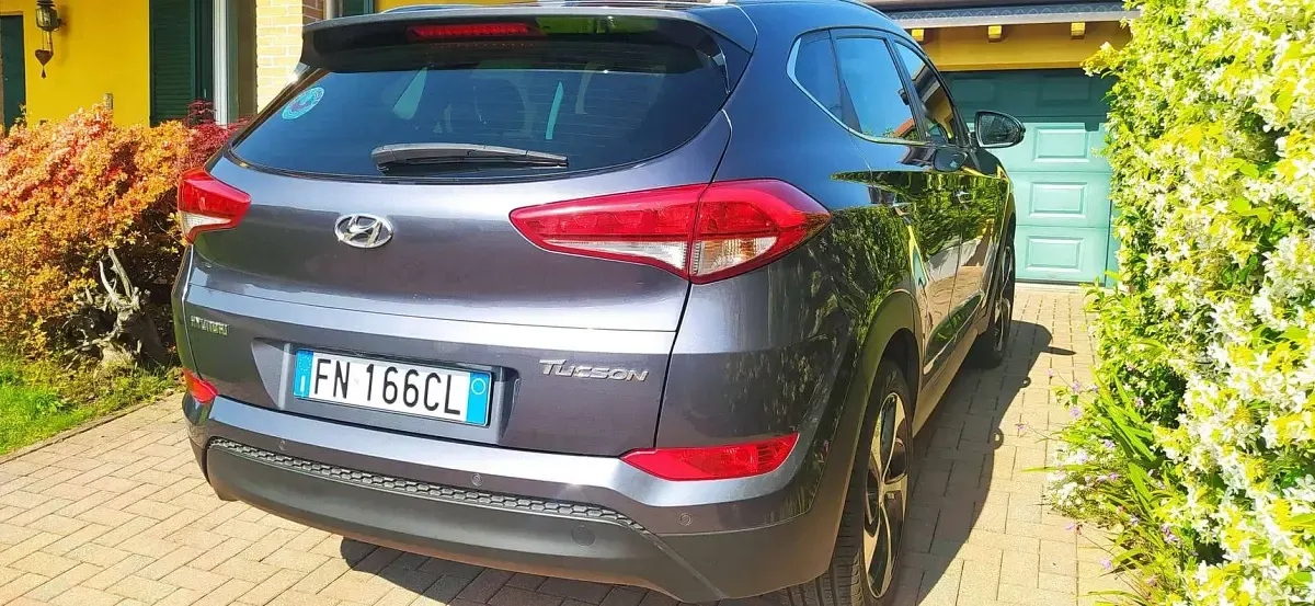Usata Hyundai Tucson Xpossible 141 CV (103 kW) 2018 Grigio SUV