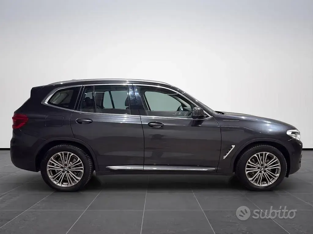 Usata BMW X3 Luxury Line 249 CV (183 kW) 2021 Sophisto grey brilliant effect metall. SUV