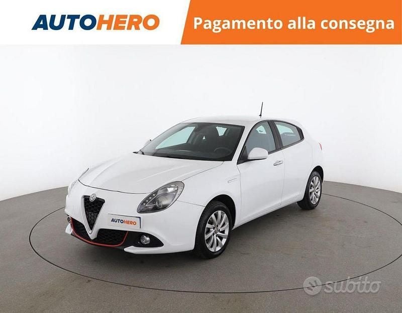 Bianco Usata 2016 Alfa Romeo Giulietta Tre volumi | 11.499 € (Buon prezzo) - Immagine 1/2