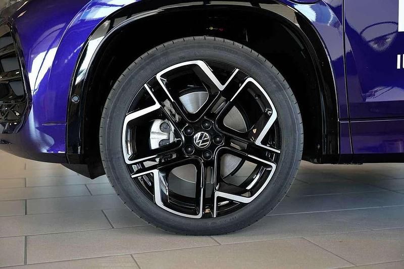 Nuova VW Tayron R-line Plus 204 CV (150 kW) 2025 Ultraviolet SUV