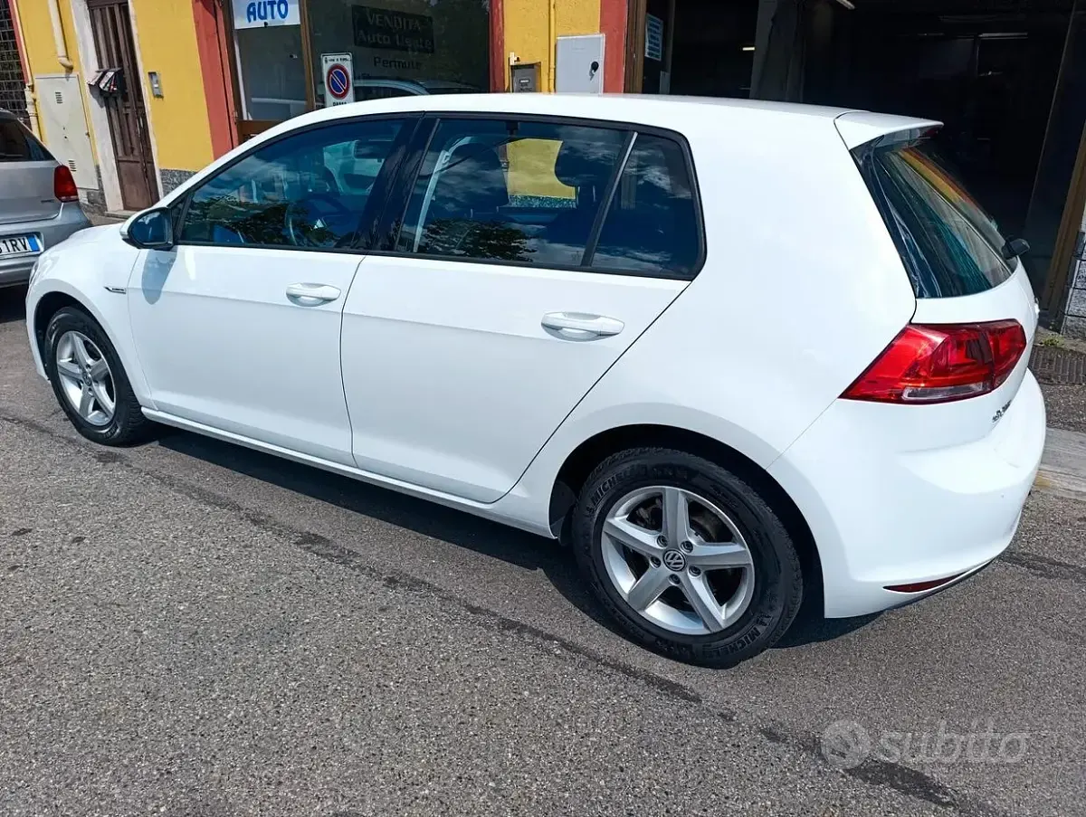 Usata VW Golf VII Comfortline 110 CV (80 kW) 2015 Bianco Berlina
