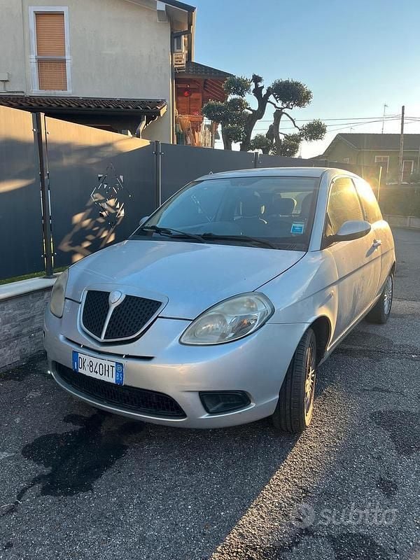 Usata Lancia Ypsilon 2007 Grigio Utilitaria