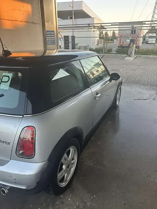 Usata Mini Cooper 116 CV (85 kW) 2005 Utilitaria