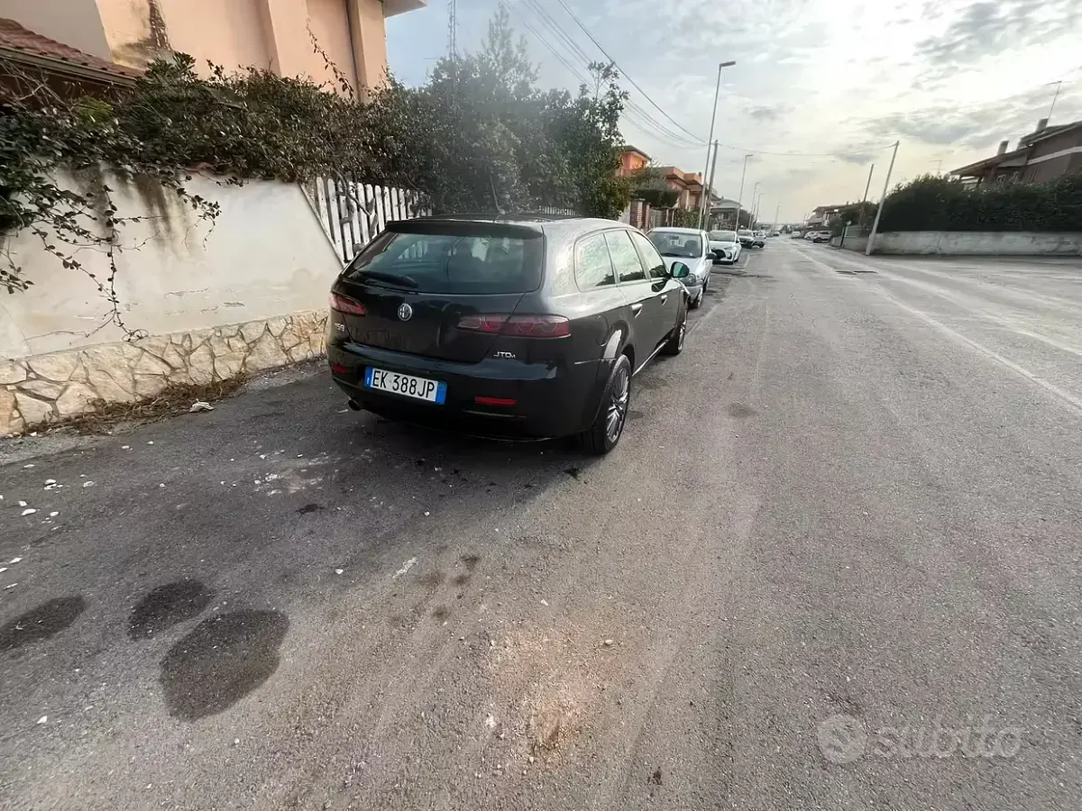 Usata Alfa Romeo 159 Super 170 CV (125 kW) 2011 Nero Station wagon