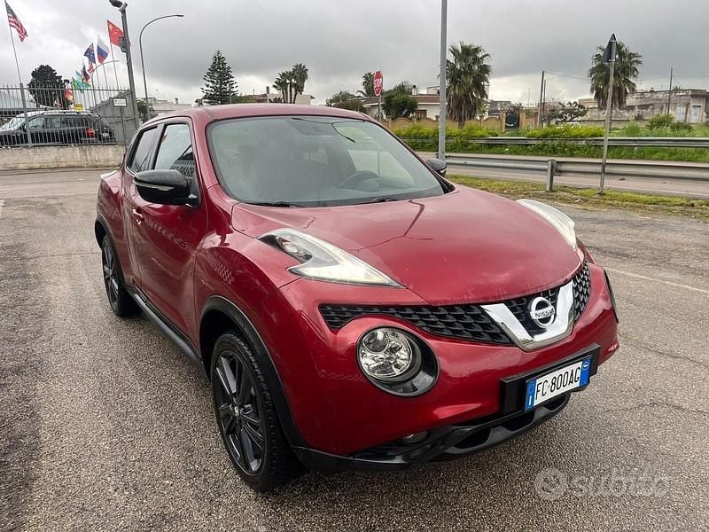 Usata Nissan Juke Tekna 110 CV (80 kW) 2015 Rosso SUV