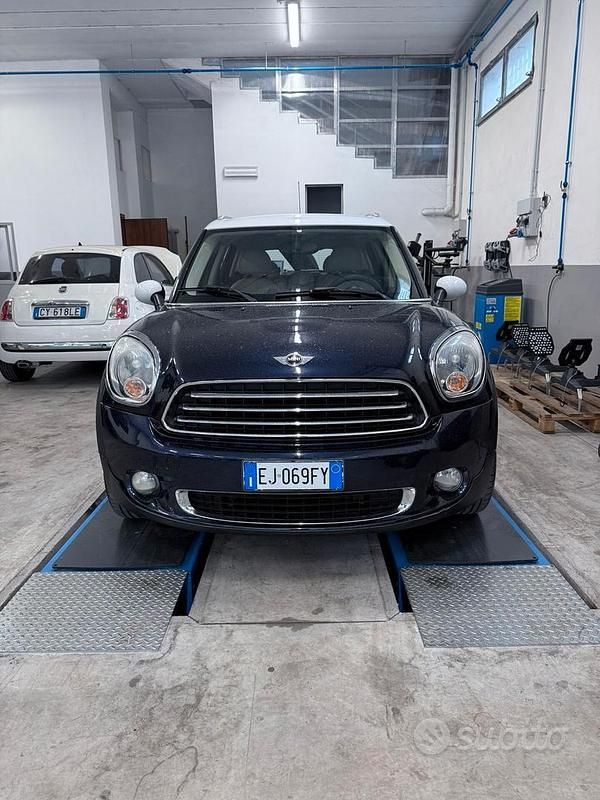 Second-hand Mini Cooper D Countryman 111 CP (81 kW) 2011 Albastru SUV