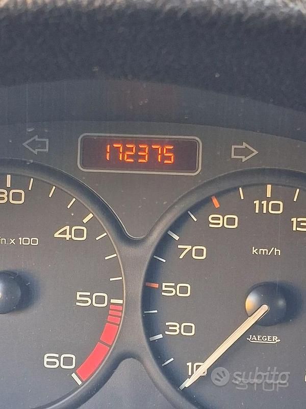 Usata Peugeot 206 90 CV (66 kW) 2003 Utilitaria