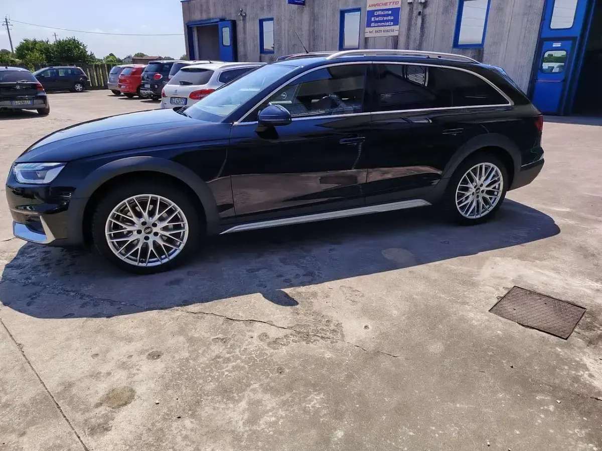 Usata Audi A4 Allroad Business 204 CV (150 kW) 2022 Nero Station wagon