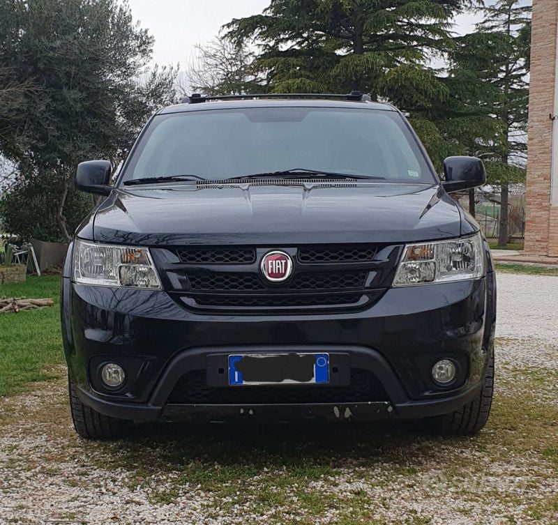 Usata Fiat Freemont 170 CV (125 kW) 2012 Nero SUV