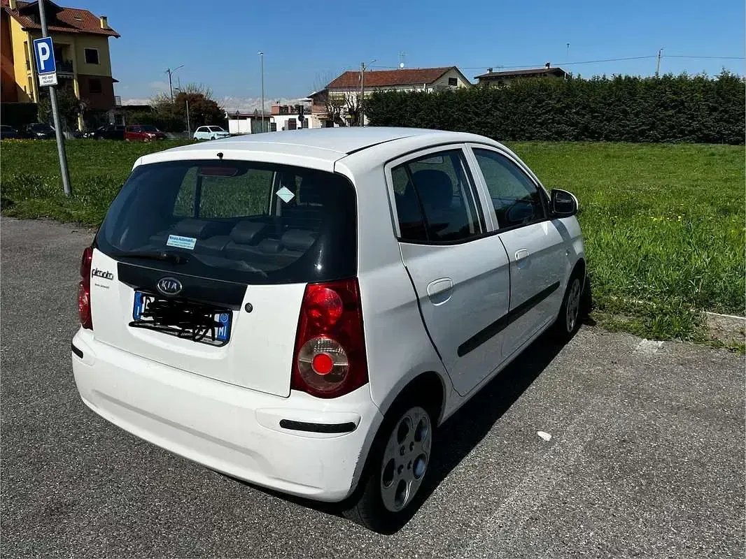 Occasion Kia Picanto 60 ch (44 kW) 2009 Blanc Citadine
