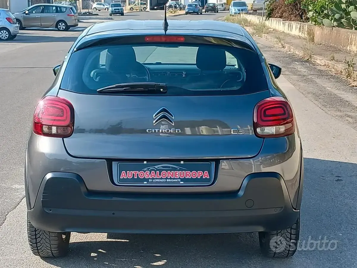 Usata Citroën C3 Shine 102 CV (75 kW) 2020 Grigio Utilitaria