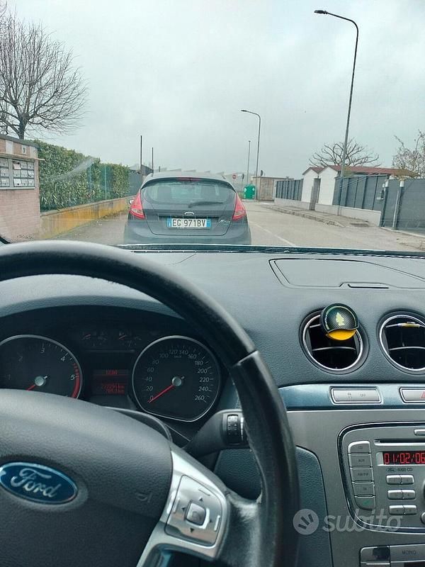 Usata Ford S-MAX S 2007 Grigio Monovolume