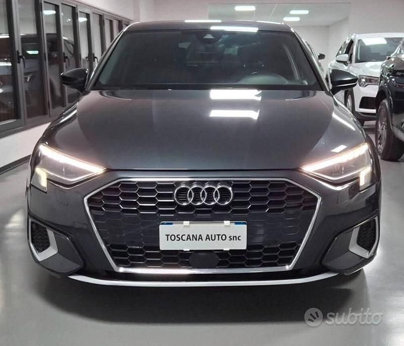 Usata Audi A3 S-Line 150 CV (110 kW) 2021 Grigio Berlina