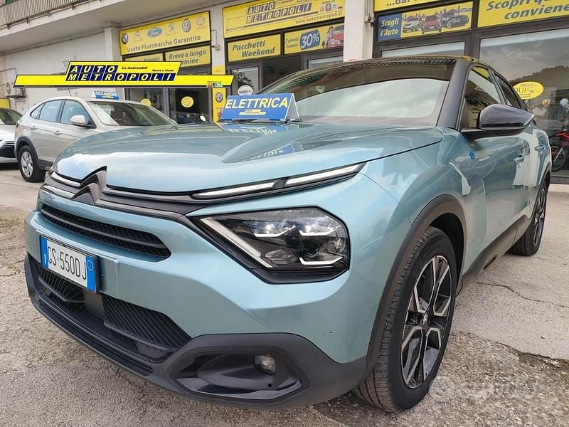 Usata Citroën e-C4 Feel 100 kW (136 CV) 2024 Verde Berlina