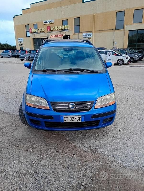 Usata Fiat Idea 2005 Grigio Monovolume