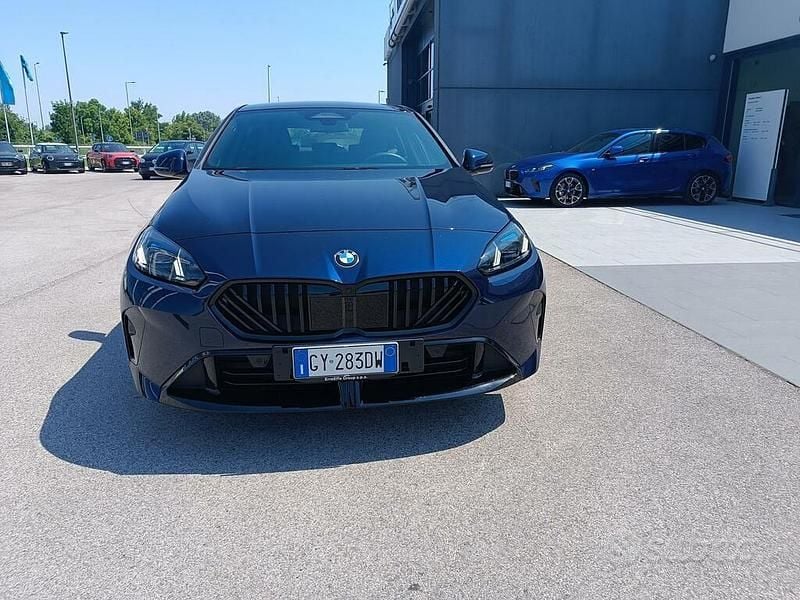 Usata BMW 220 M Sport 163 CV (119 kW) 2025 Tanzanite blue metallizzato Coupé