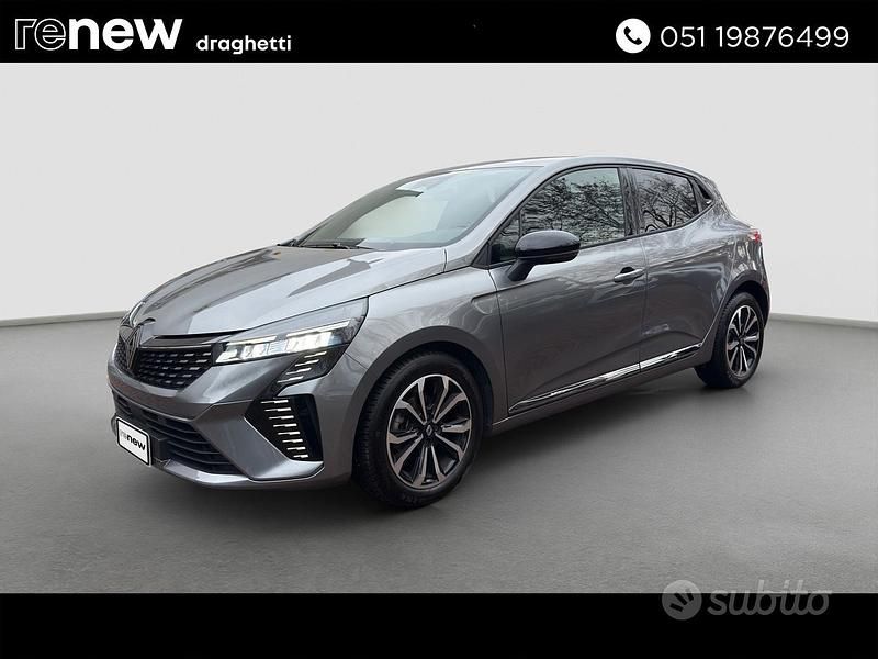 Usata Renault Clio V Techno 91 CV (66 kW) 2025 Grigio Berlina