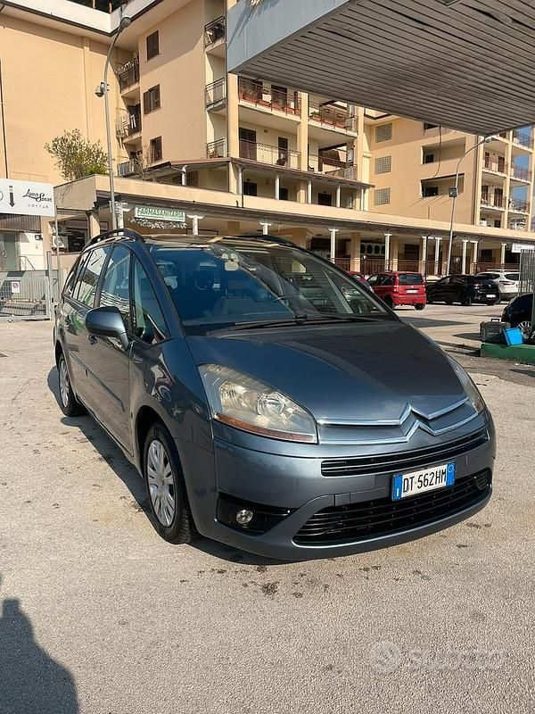 Grigio Usata 2009 Citroën C4 Picasso Monovolume | 3900 € (Buon prezzo) - Immagine 1/4