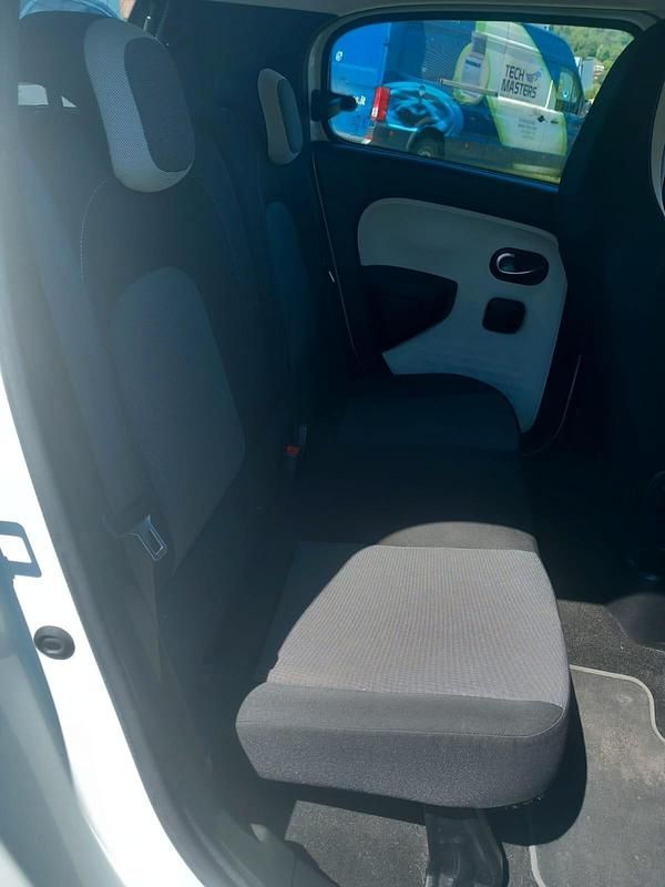 Usata Renault Twingo SE 75 CV (55 kW) 2014 Bianco Utilitaria