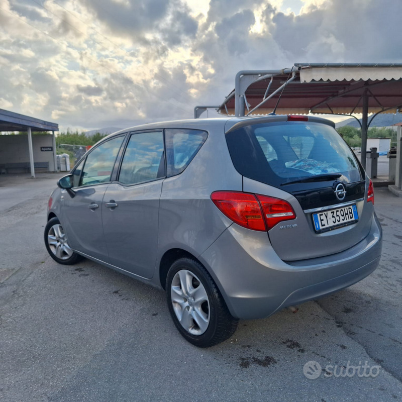 Usato 2015 Opel Meriva 1.4 Benzin 101 CV (6.500 €)