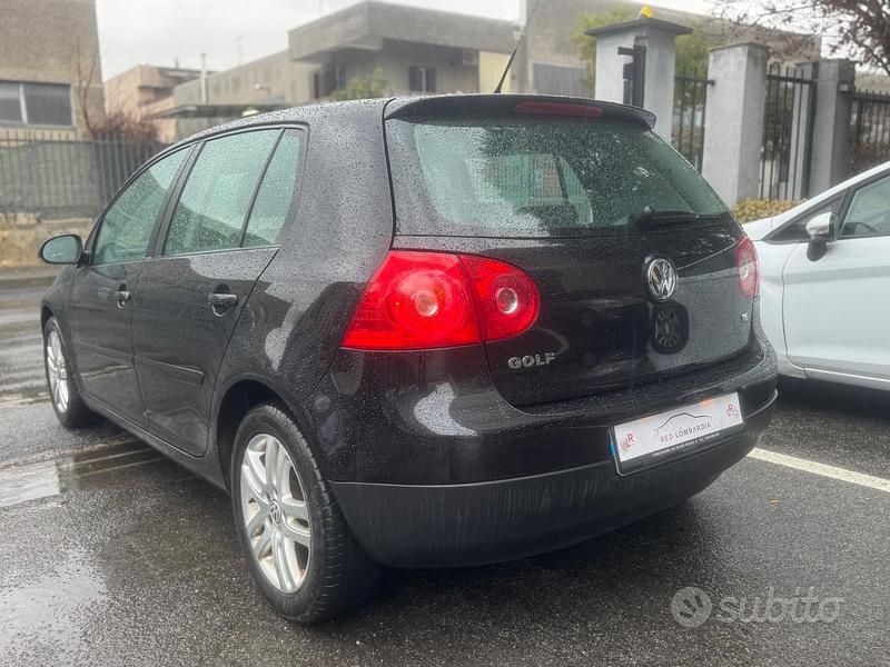 Usata VW Golf IV Comfortline 101 CV (74 kW) 2006 Nero Berlina