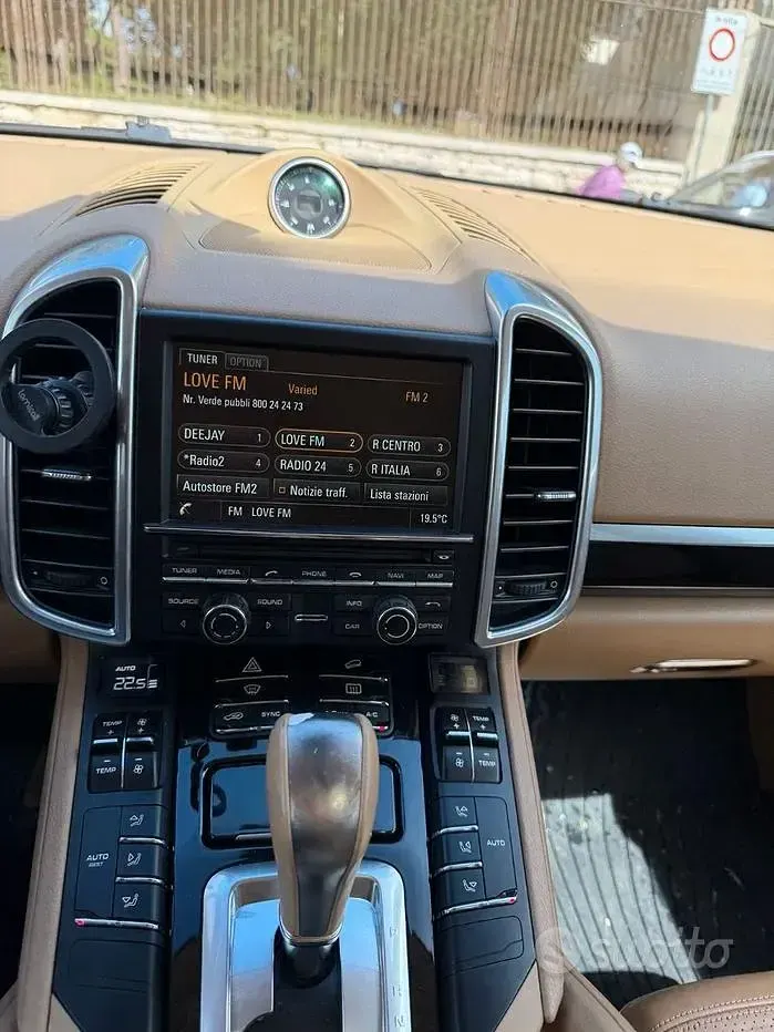 Usata Porsche Cayenne 250 CV (183 kW) 2014 Bianco SUV