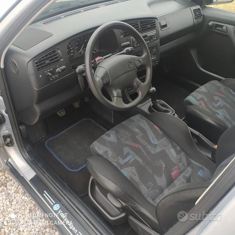 Usata VW Golf III 101 CV (74 kW) 1995 Grigio Berlina