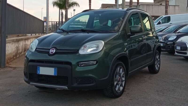 Usata Fiat Panda 4x4 75 CV (55 kW) 2015 Verde Utilitaria