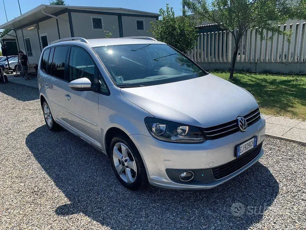 Usata VW Touran Highline 140 CV (102 kW) 2012 Grigio Monovolume