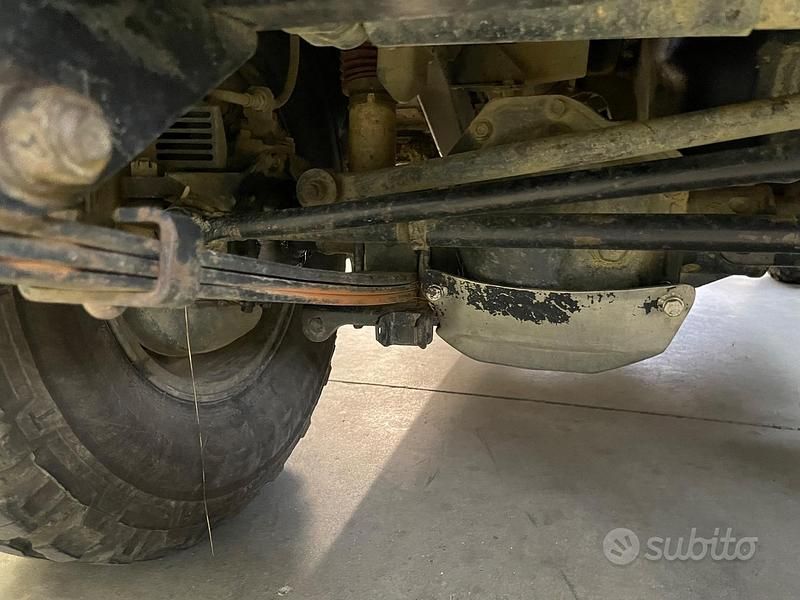 Usata Daihatsu Rocky 91 CV (66 kW) 1988 Rosso SUV