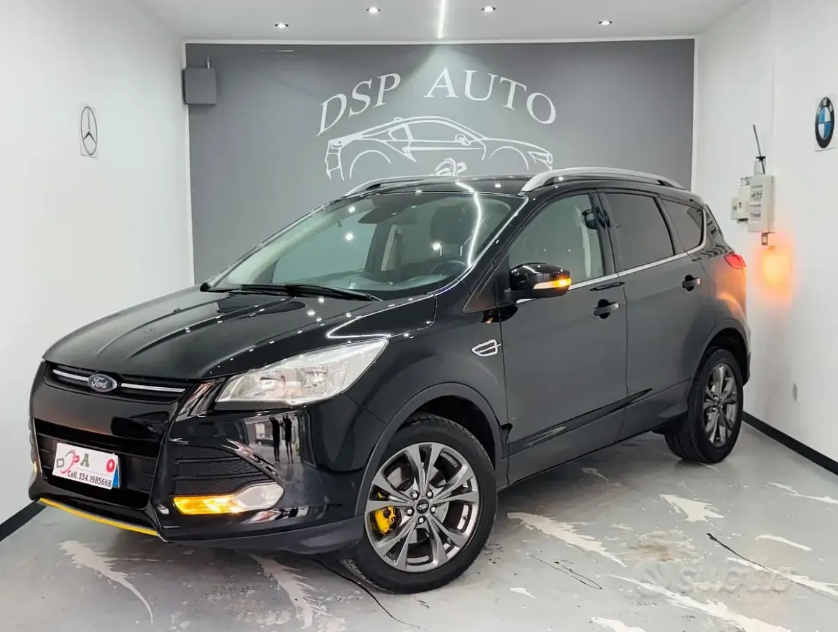 Usata Ford Kuga Titanium 120 CV (88 kW) 2016 Nero SUV