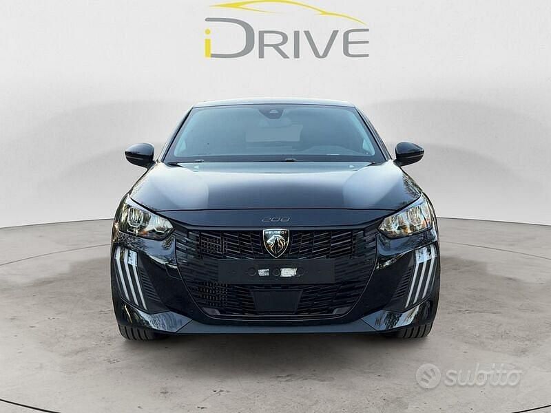 Usata Peugeot 208 Allure 101 CV (74 kW) 2024 Nero Utilitaria