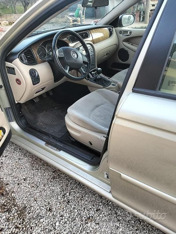 Usata Jaguar X-type 130 CV (95 kW) 2006 Berlina