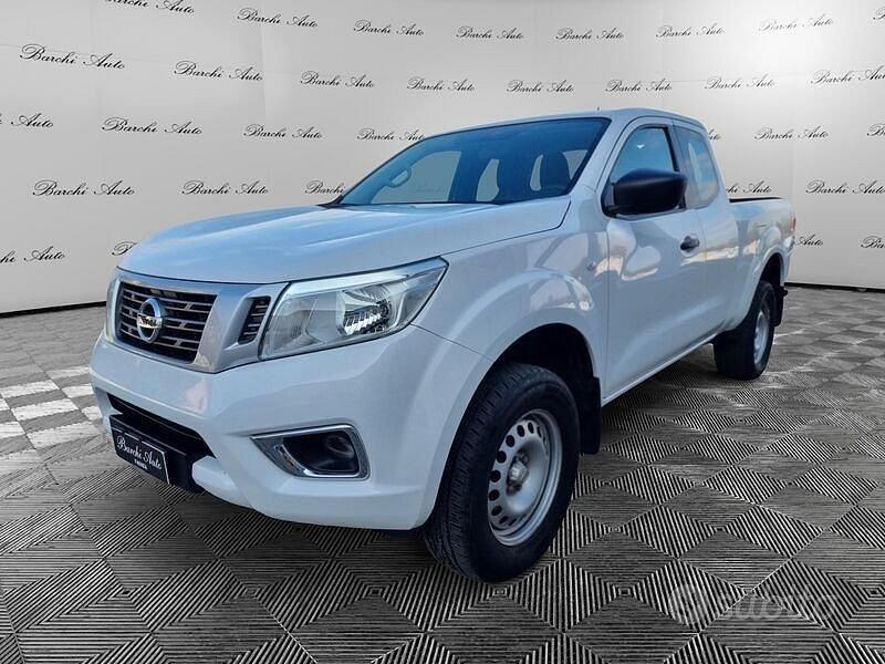 Usata Nissan Navara Acenta 163 CV (119 kW) 2020 Bianco Pick-up