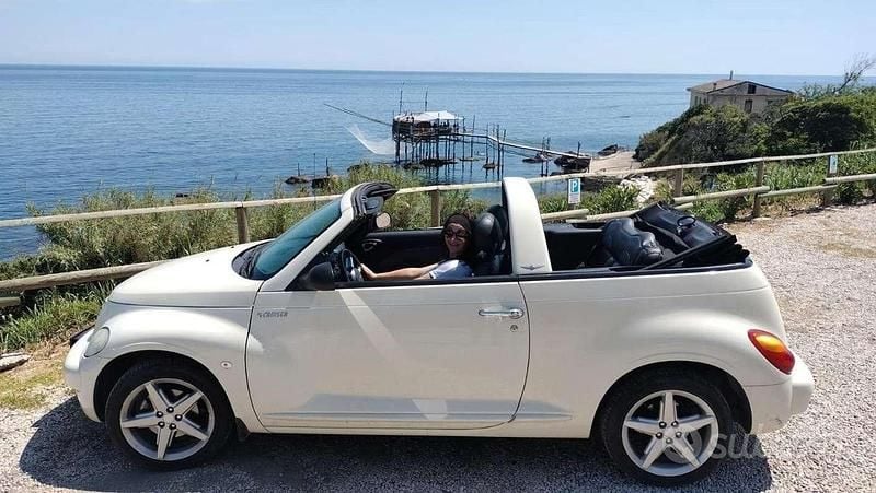 Usata Chrysler PT Cruiser 223 CV (164 kW) 2005 Bianco Cabrio