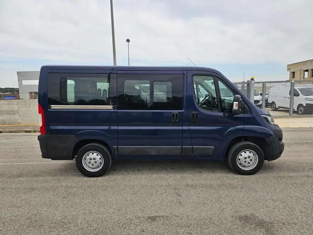 Usata Peugeot Boxer 110 CV (80 kW) 2018 Blu Furgone