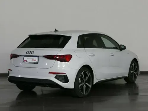 Usata Audi A3 Sportback e-tron S-Line 150 CV (110 kW) 2023 Nero mito Utilitaria