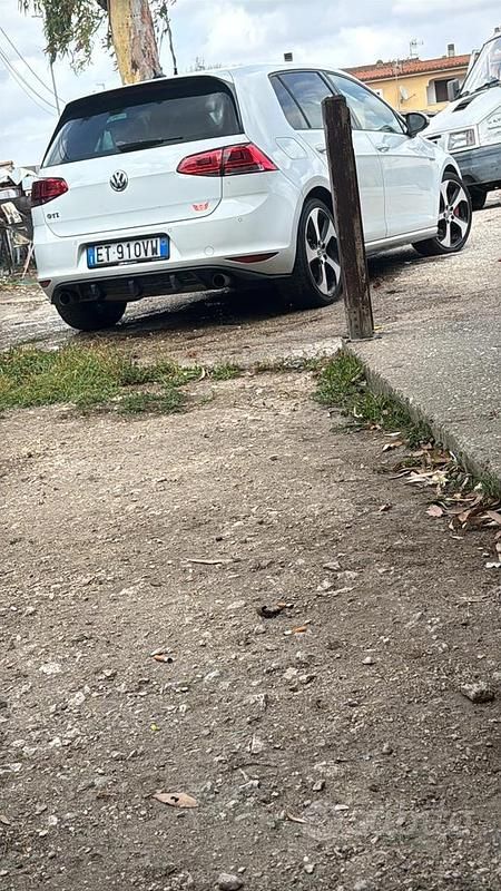 Usata VW Golf VII GTI 230 CV (169 kW) 2014 Bianco Utilitaria