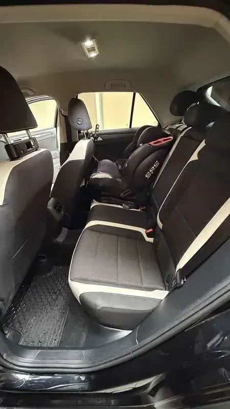 Usata VW T-Roc Advance 116 CV (85 kW) 2019 Nero SUV