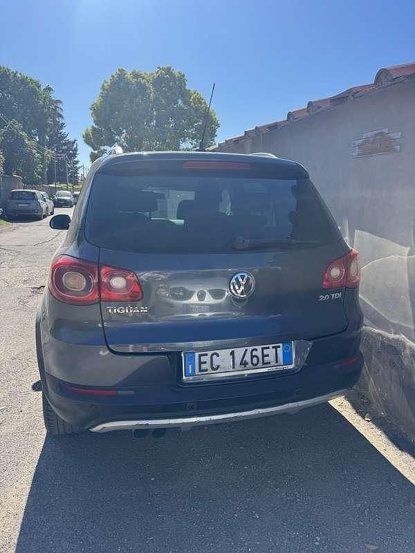 Usata VW Tiguan Sportline 140 CV (102 kW) 2010 SUV