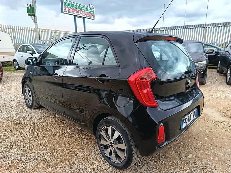 Usata Kia Picanto 66 CV (48 kW) 2017 Nero Utilitaria