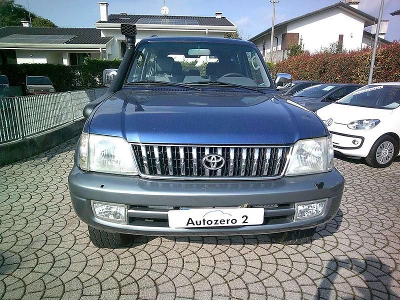 Usata Toyota Land Cruiser 163 CV (119 kW) 2002 Blu/azzurro SUV